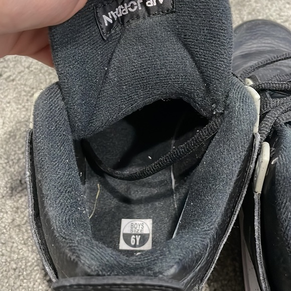 Black Jordan Oreo 4s GS - Picture 5 of 5